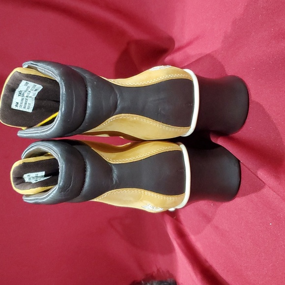 Timberland tan full lace wedge heel squared toe nubuck suede boots - Picture 3 of 10